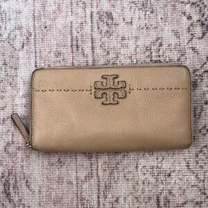 Tory Burch
Leather Continental Wallet
